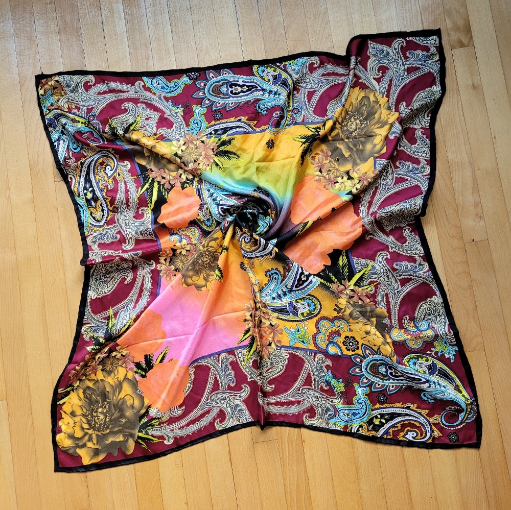 Cannabis leaf silk Scarf